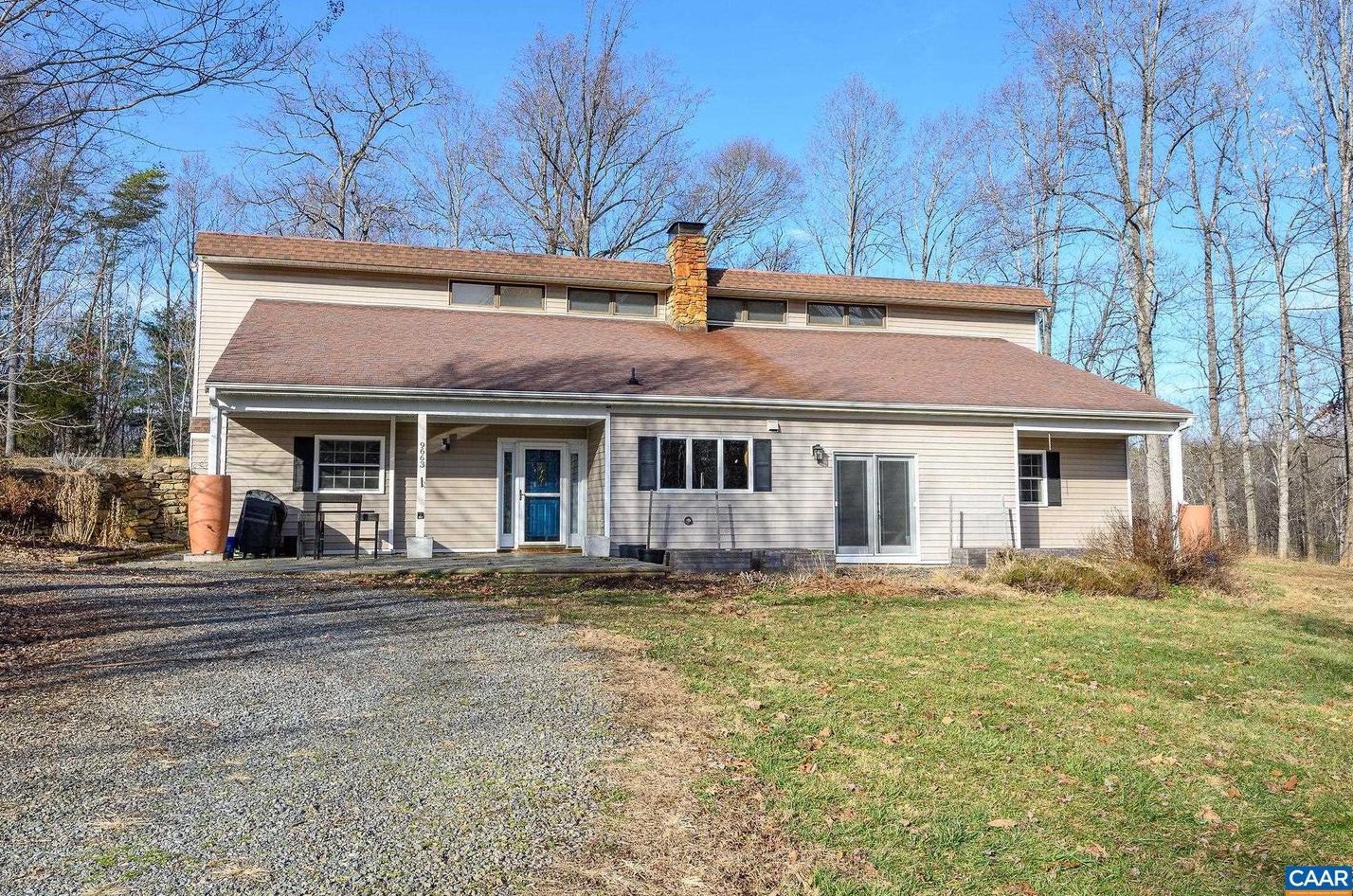 9663 Dyke Rd, Stanardsville VA  22973-3412 exterior