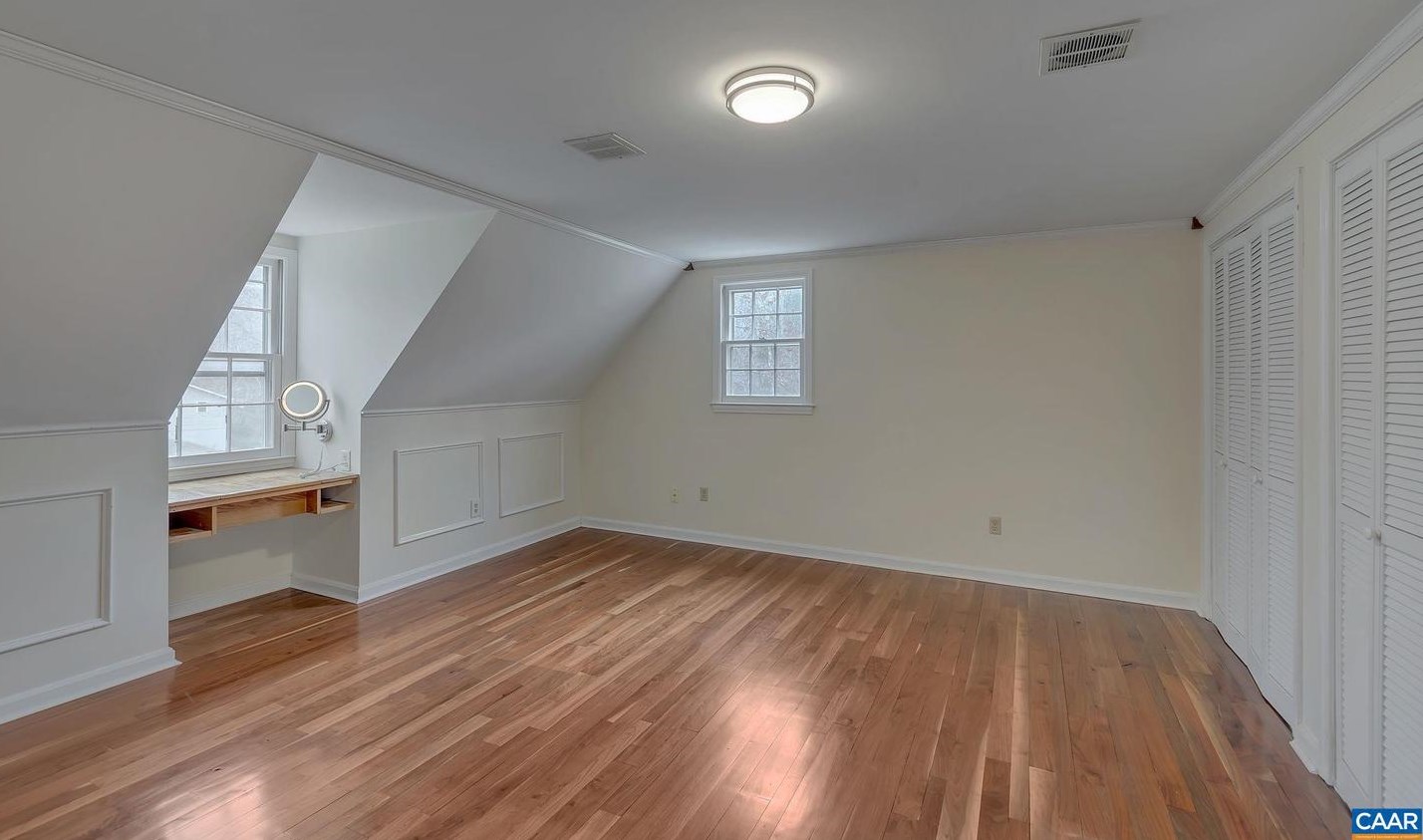 262 Mohican Trl, Ruckersville VA  22968-3437 exterior