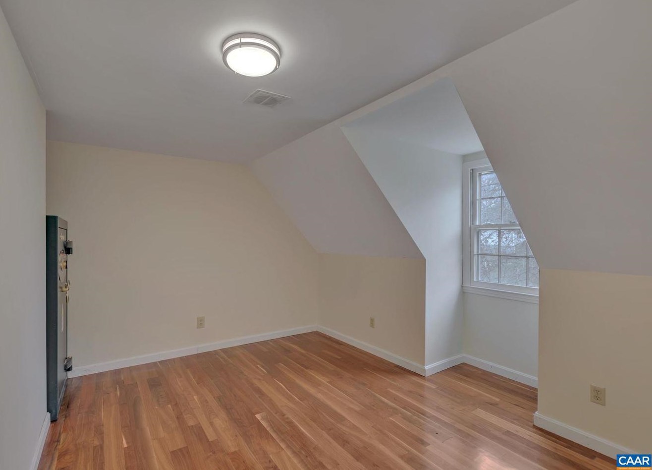 262 Mohican Trl, Ruckersville VA  22968-3437 exterior