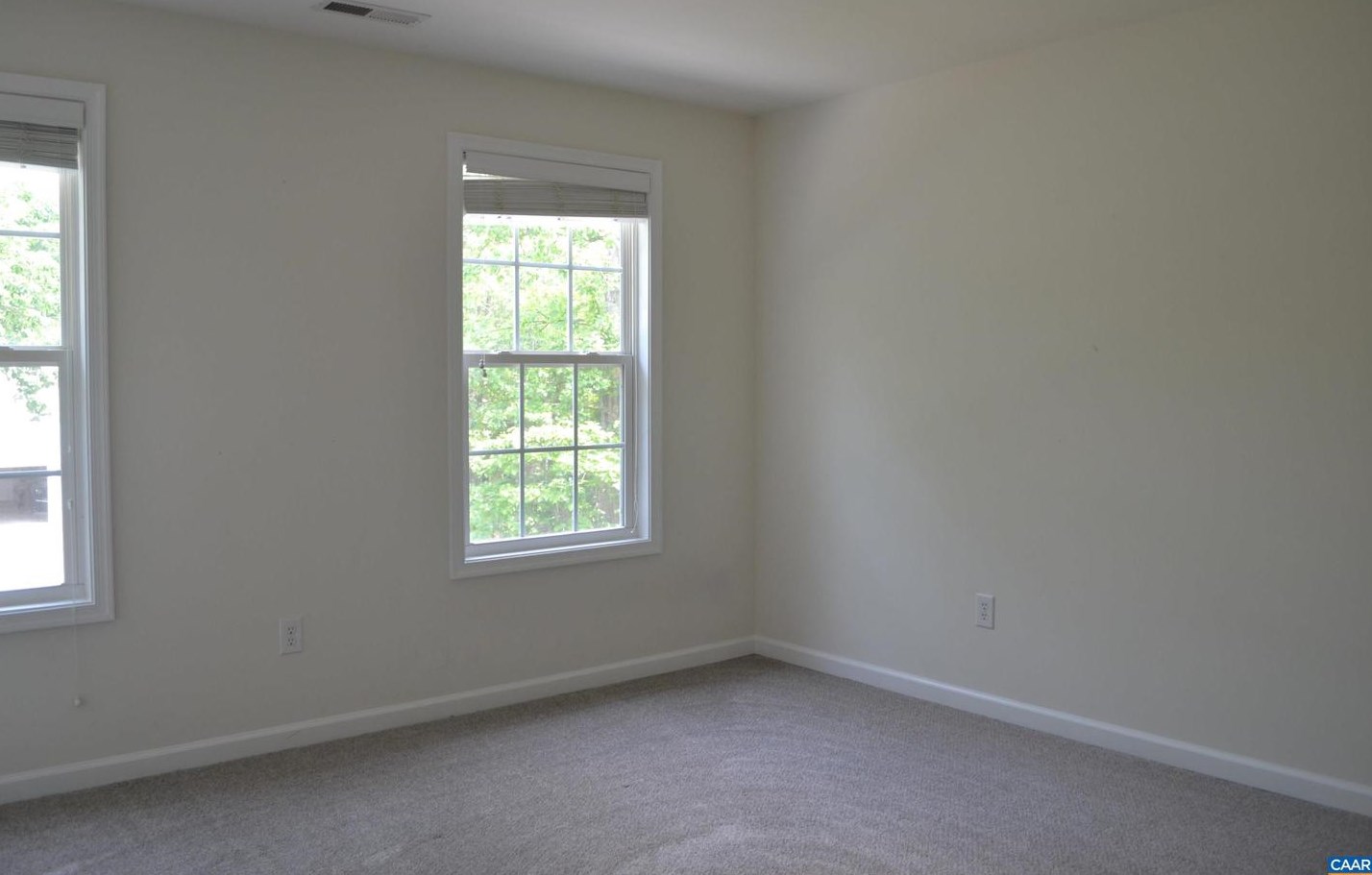 34 Marwood Dr, Bybee VA  22963-2814 exterior