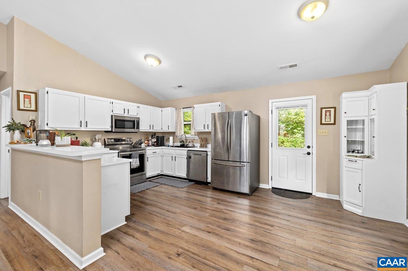 1003 Daffodil Rd, Ruckersville VA  22968-2403 exterior