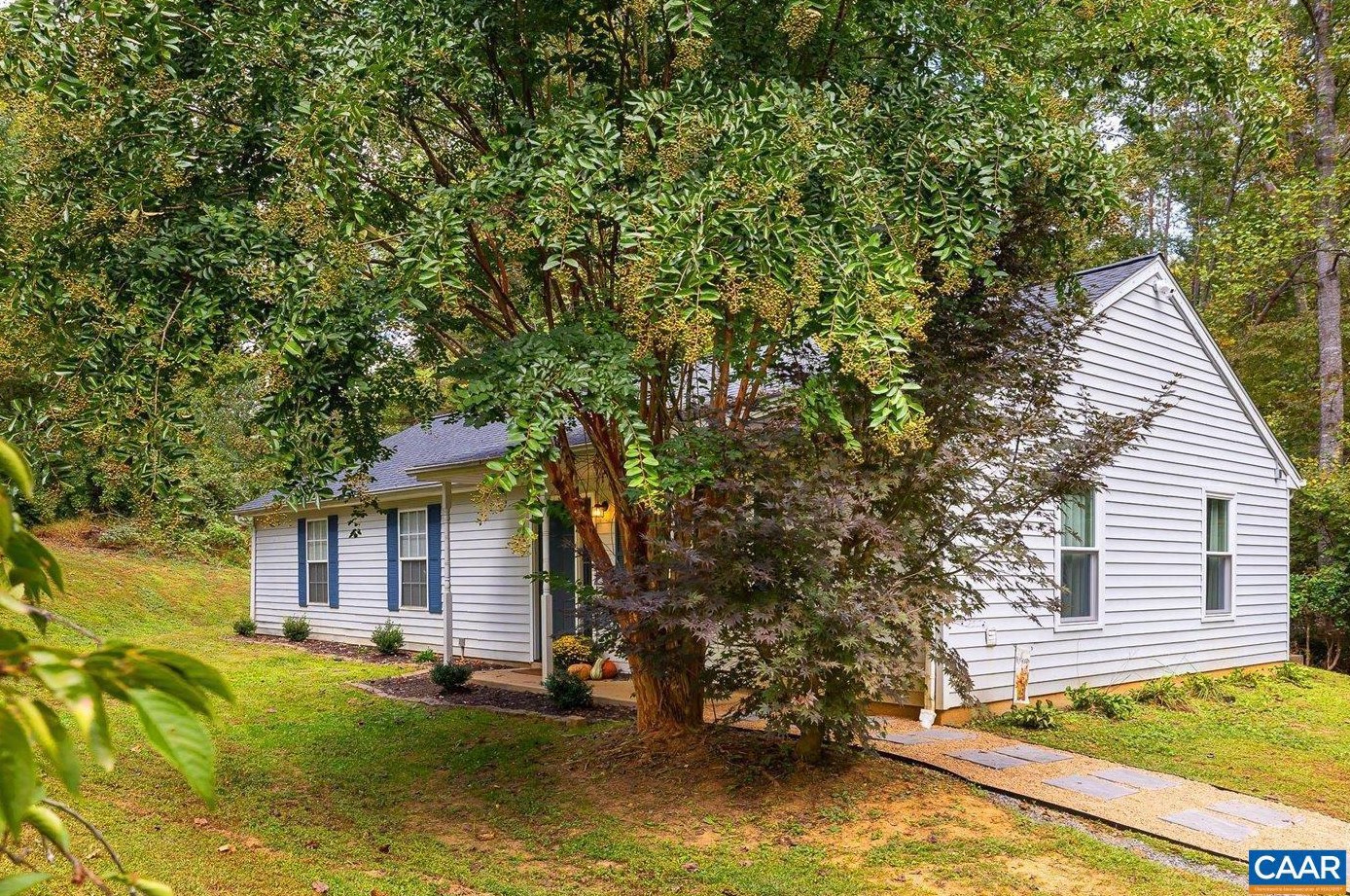 1003 Daffodil Rd, Ruckersville VA  22968-2403 exterior