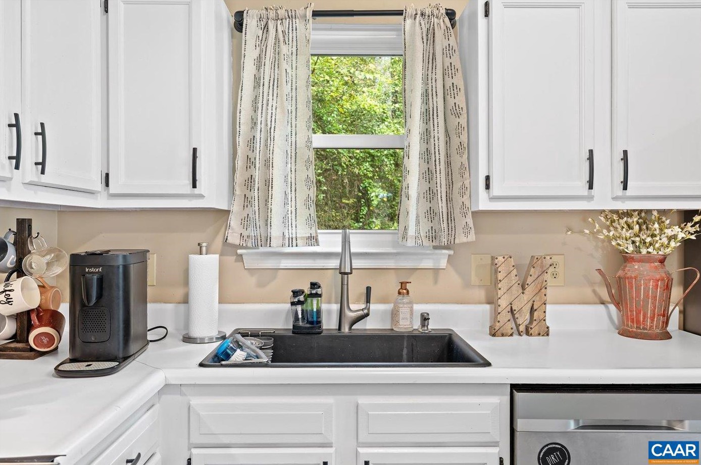 1003 Daffodil Rd, Ruckersville VA  22968-2403 exterior