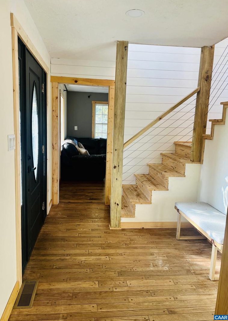 8876 E Timber Ridge Rd, Crosskeys, VA 22841