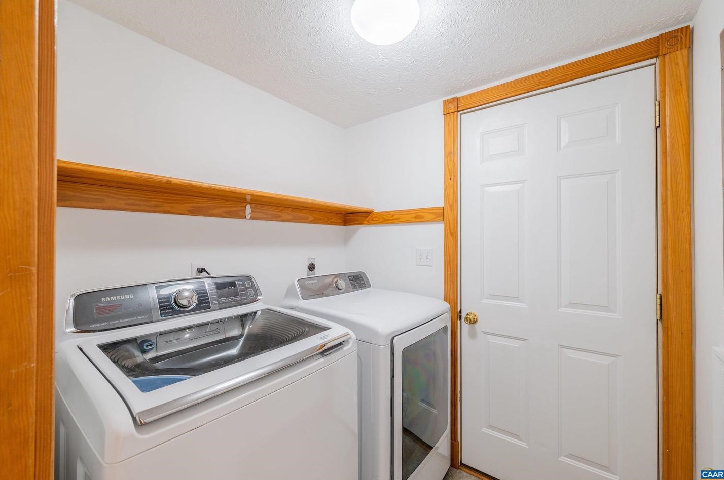22 Lafayette Dr, Bybee VA  22963-2932 exterior