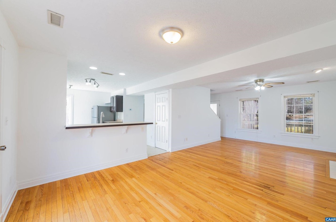 22 Lafayette Dr, Bybee VA  22963-2932 exterior