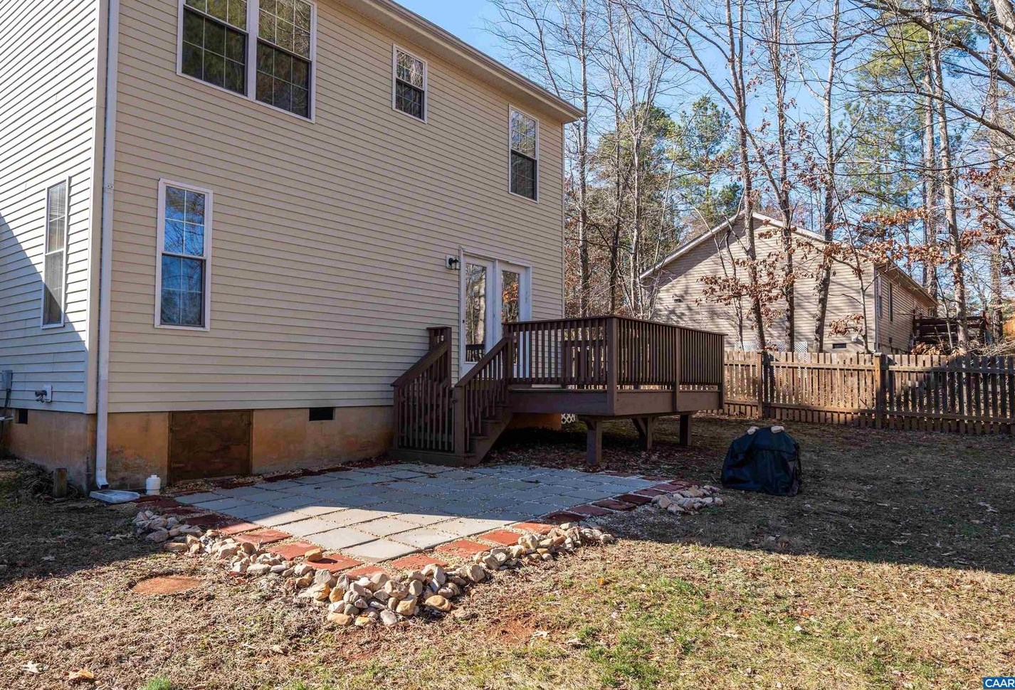 22 Lafayette Dr, Bybee VA  22963-2932 exterior