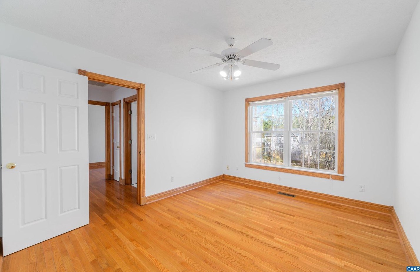 22 Lafayette Dr, Bybee VA  22963-2932 exterior