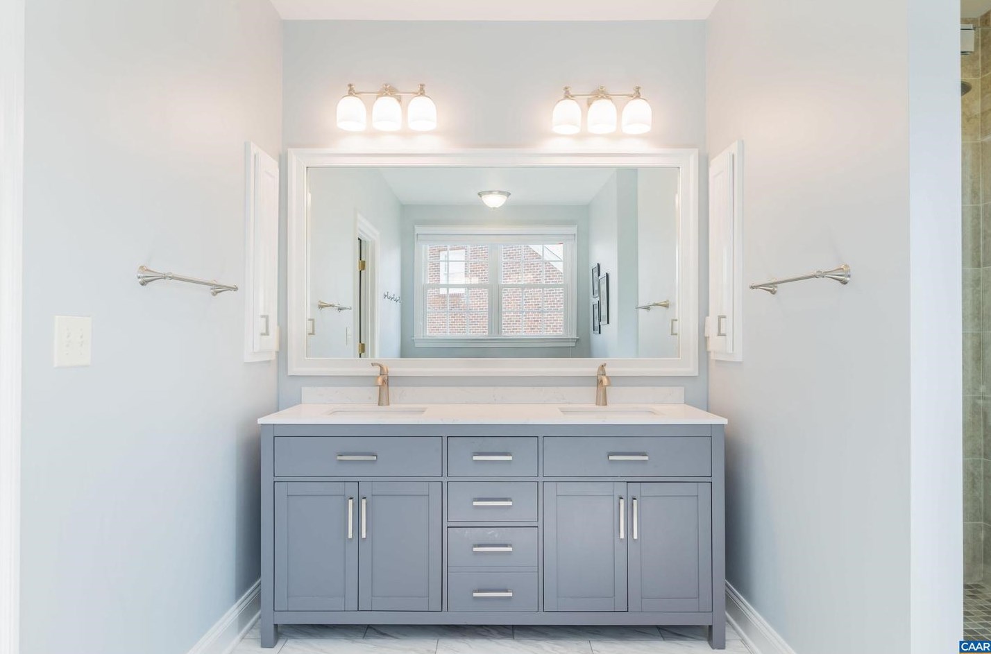 3524 Glasgow Ln, Keswick VA  22947-2748 exterior