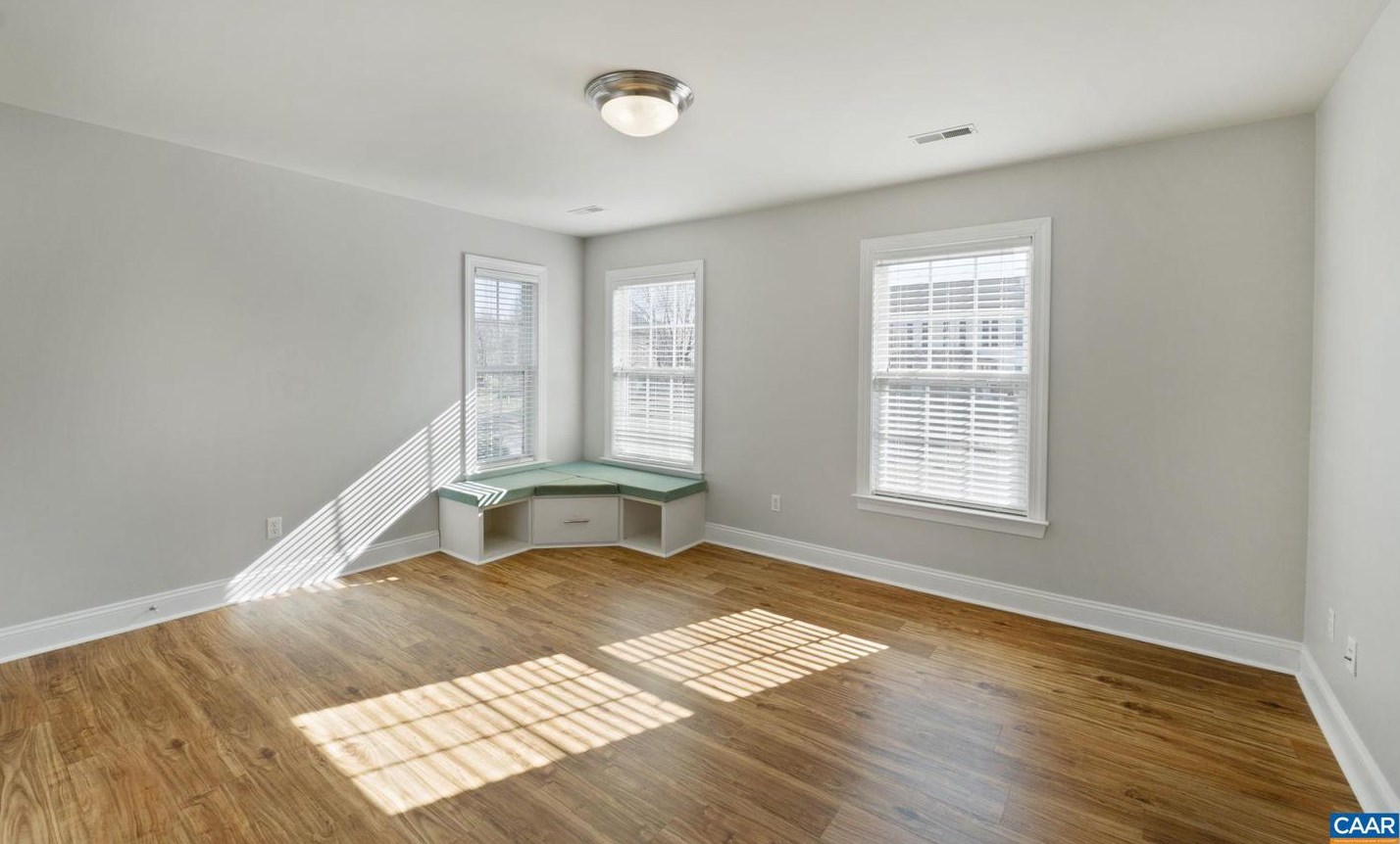 1103 Autumn Hill Ct, Crozet VA  22932-3145 exterior
