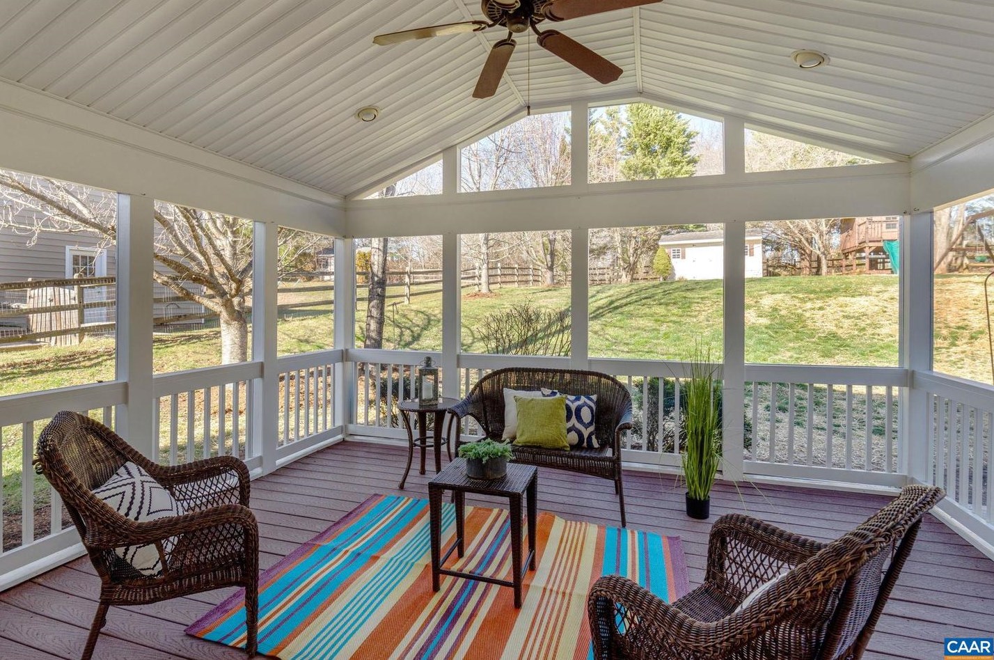 1103 Autumn Hill Ct, Crozet VA  22932-3145 exterior