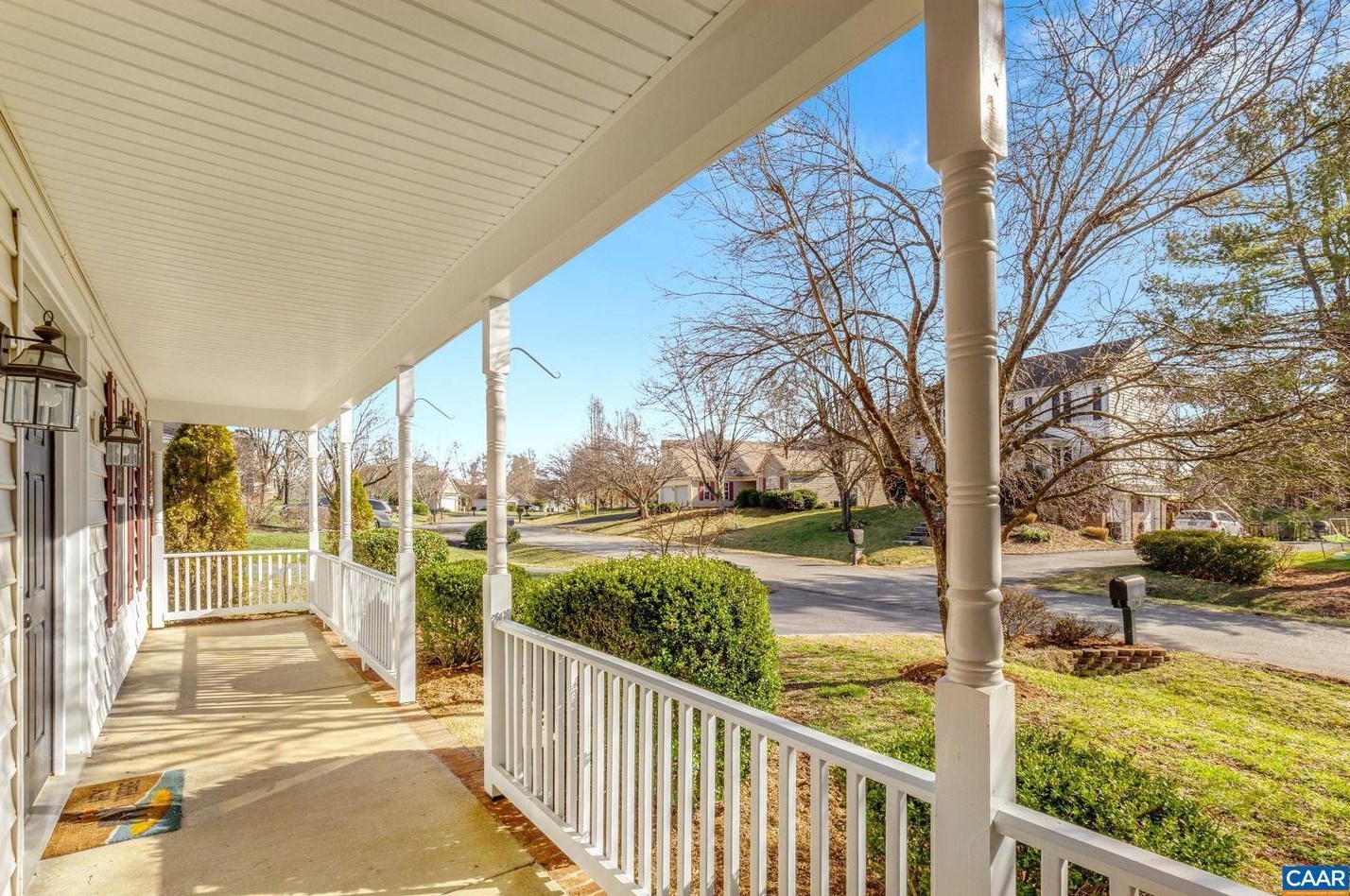 1103 Autumn Hill Ct, Crozet VA  22932-3145 exterior