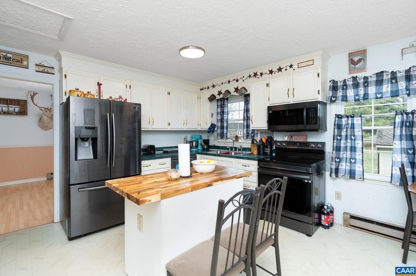 5114 Dogwood Ct, Timberville VA  22853-2406 exterior
