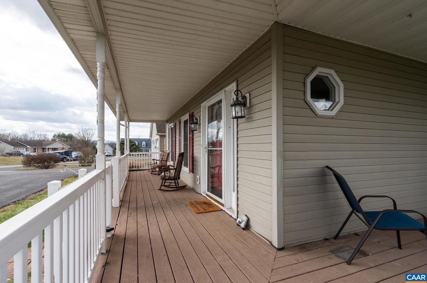 5114 Dogwood Ct, Timberville VA  22853-2406 exterior