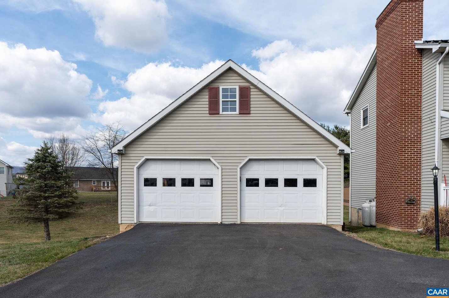 5114 Dogwood Ct, Timberville VA  22853-2406 exterior
