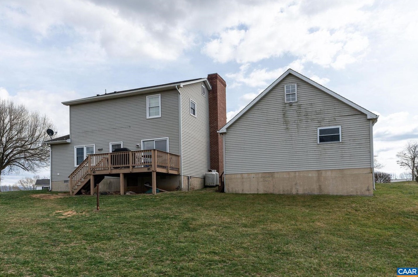 5114 Dogwood Ct, Timberville VA  22853-2406 exterior