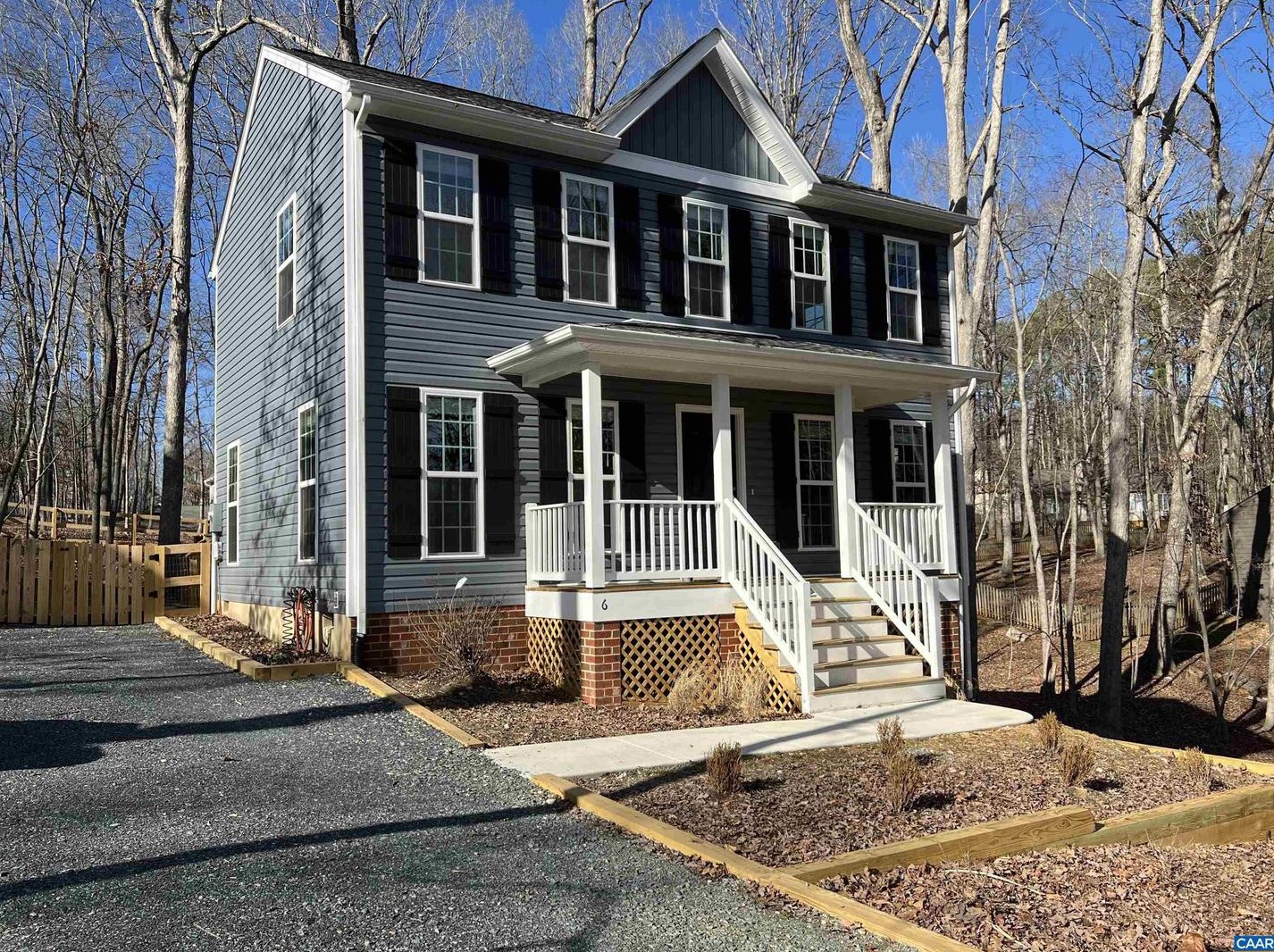 6 Barkley Ln, Bybee VA  22963-2426 exterior