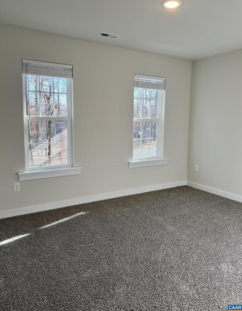 6 Barkley Ln, Bybee VA  22963-2426 exterior