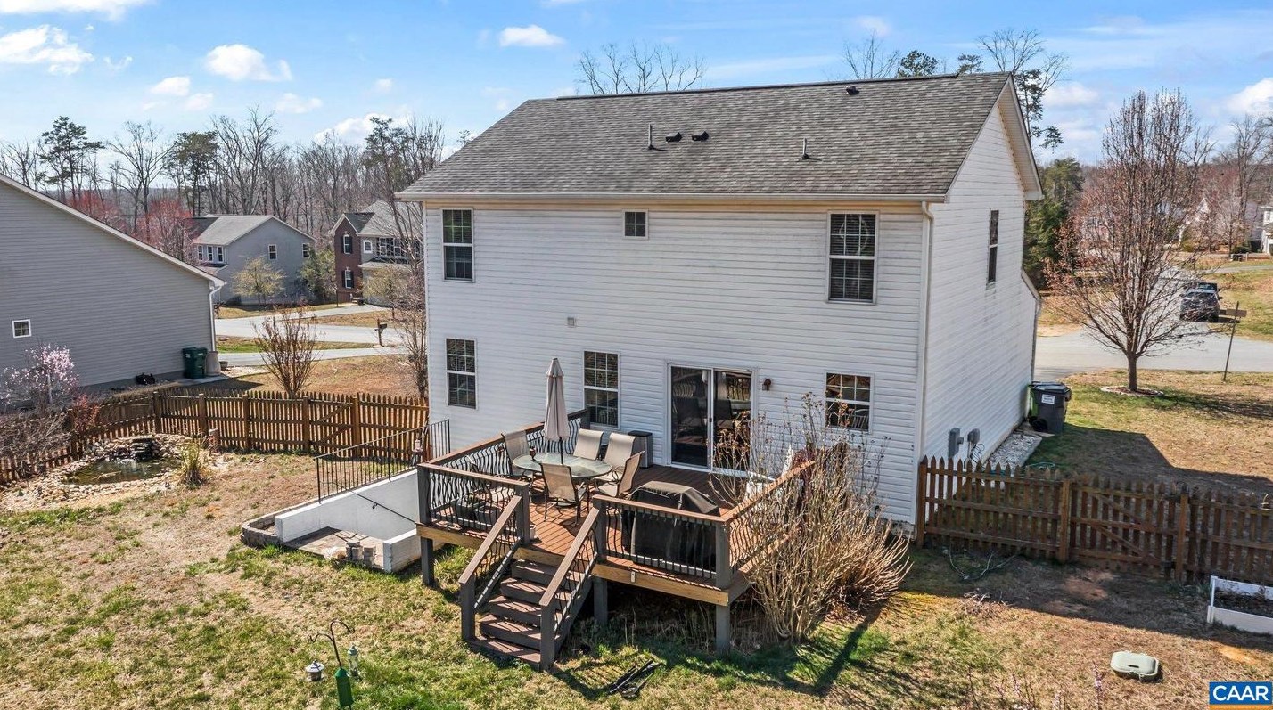 623 Justin Dr, Bybee VA  22963-2088 exterior