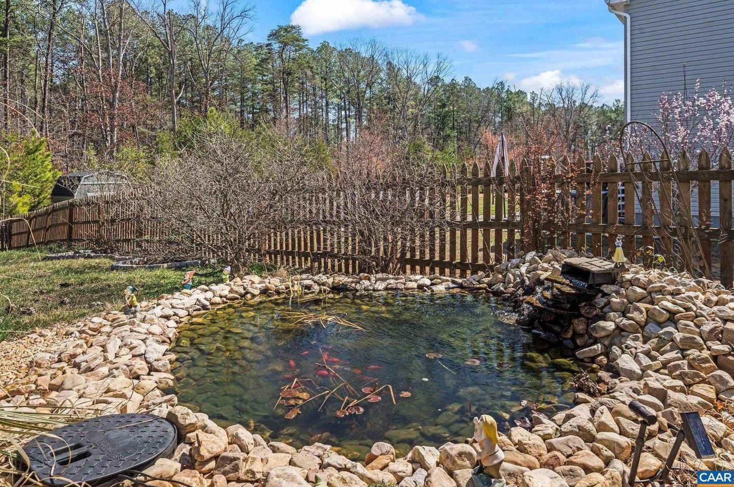 623 Justin Dr, Bybee VA  22963-2088 exterior