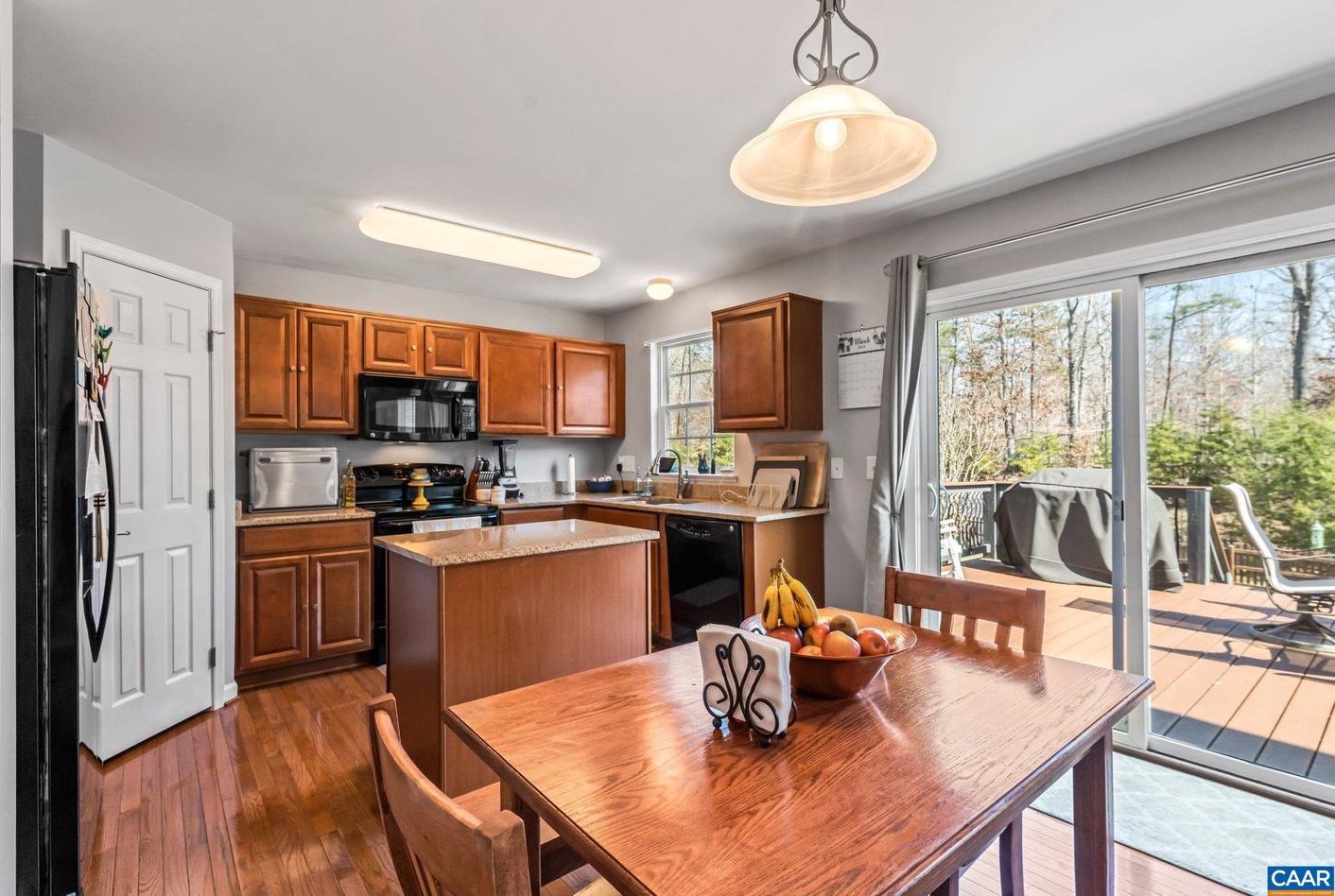 623 Justin Dr, Bybee VA  22963-2088 exterior