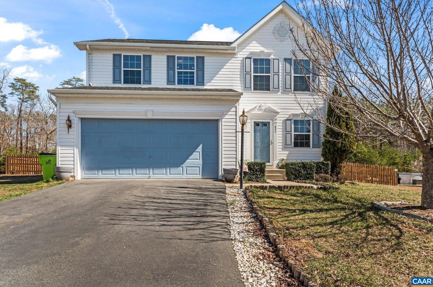 623 Justin Dr, Bybee VA  22963-2088 exterior