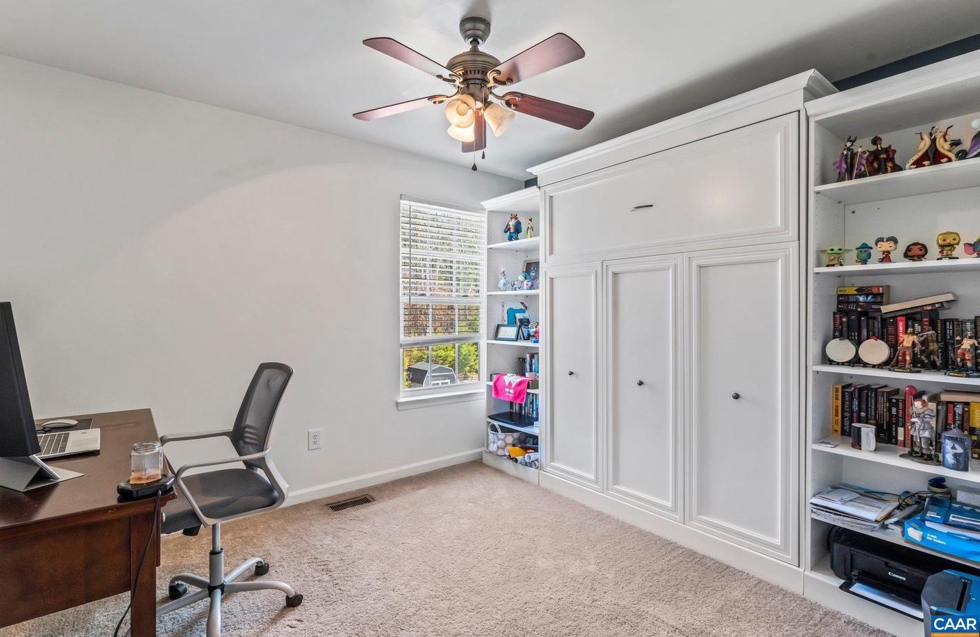 623 Justin Dr, Bybee VA  22963-2088 exterior
