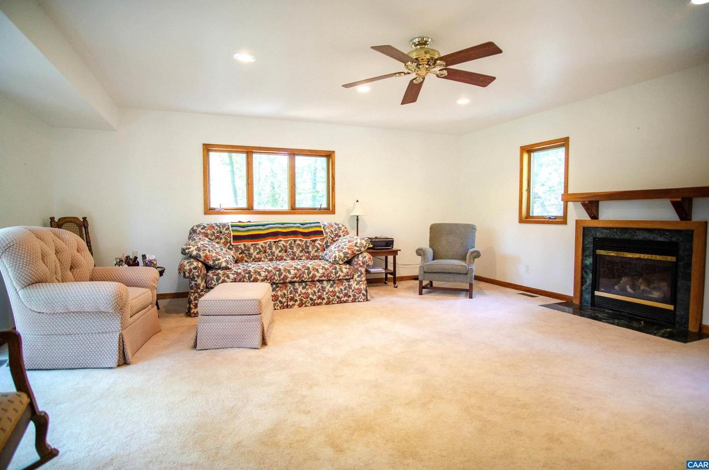 219 Logtrac Rd, Stanardsville VA  22973-3703 exterior