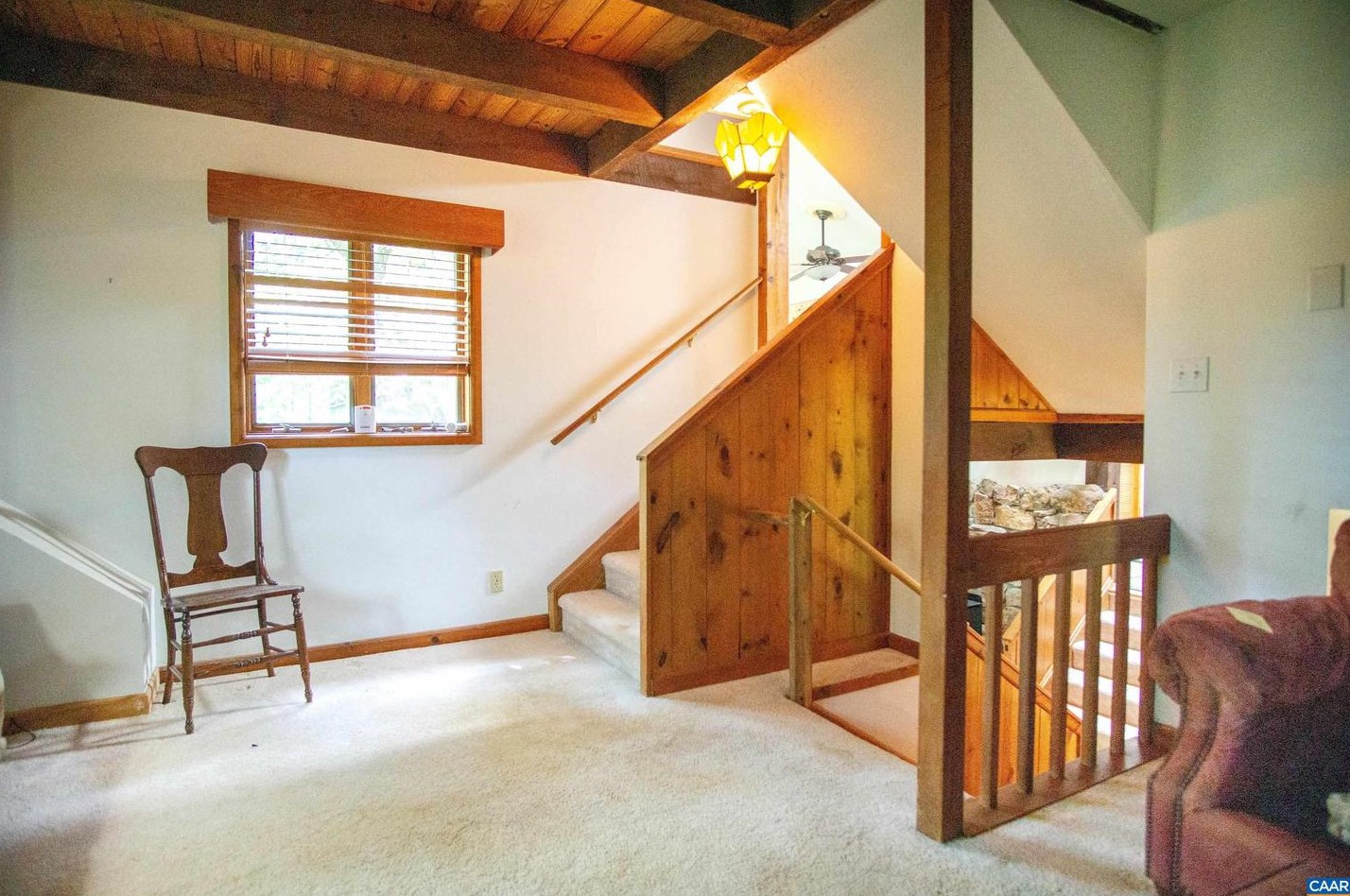 219 Logtrac Rd, Stanardsville VA  22973-3703 exterior