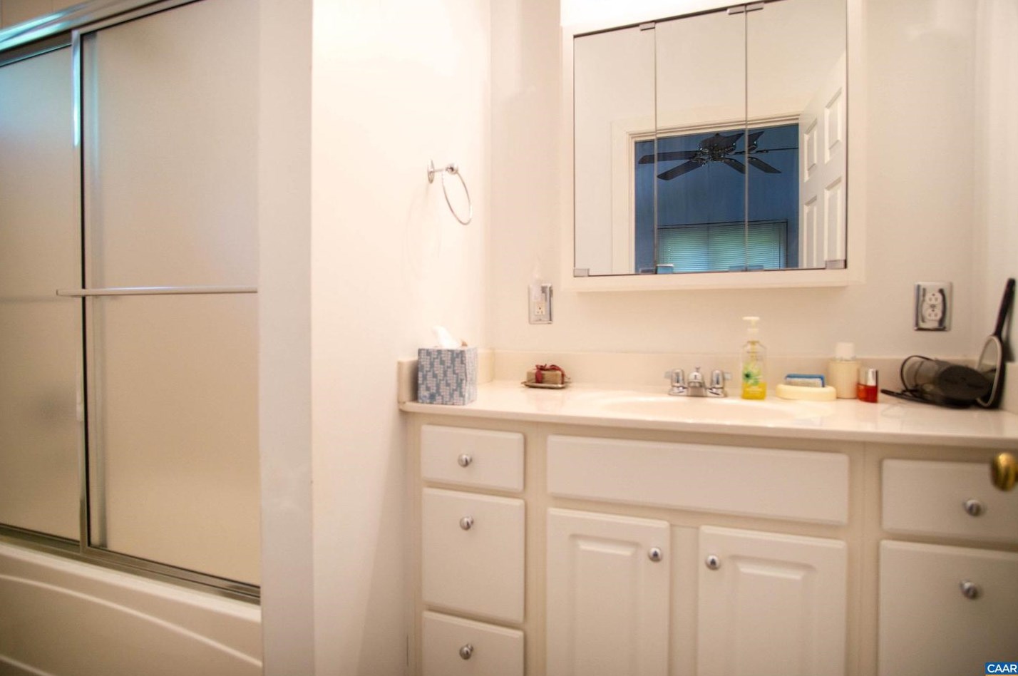 219 Logtrac Rd, Stanardsville VA  22973-3703 exterior