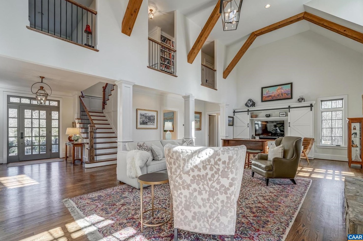 1118 Club Dr, Keswick VA 22947-2613 exterior