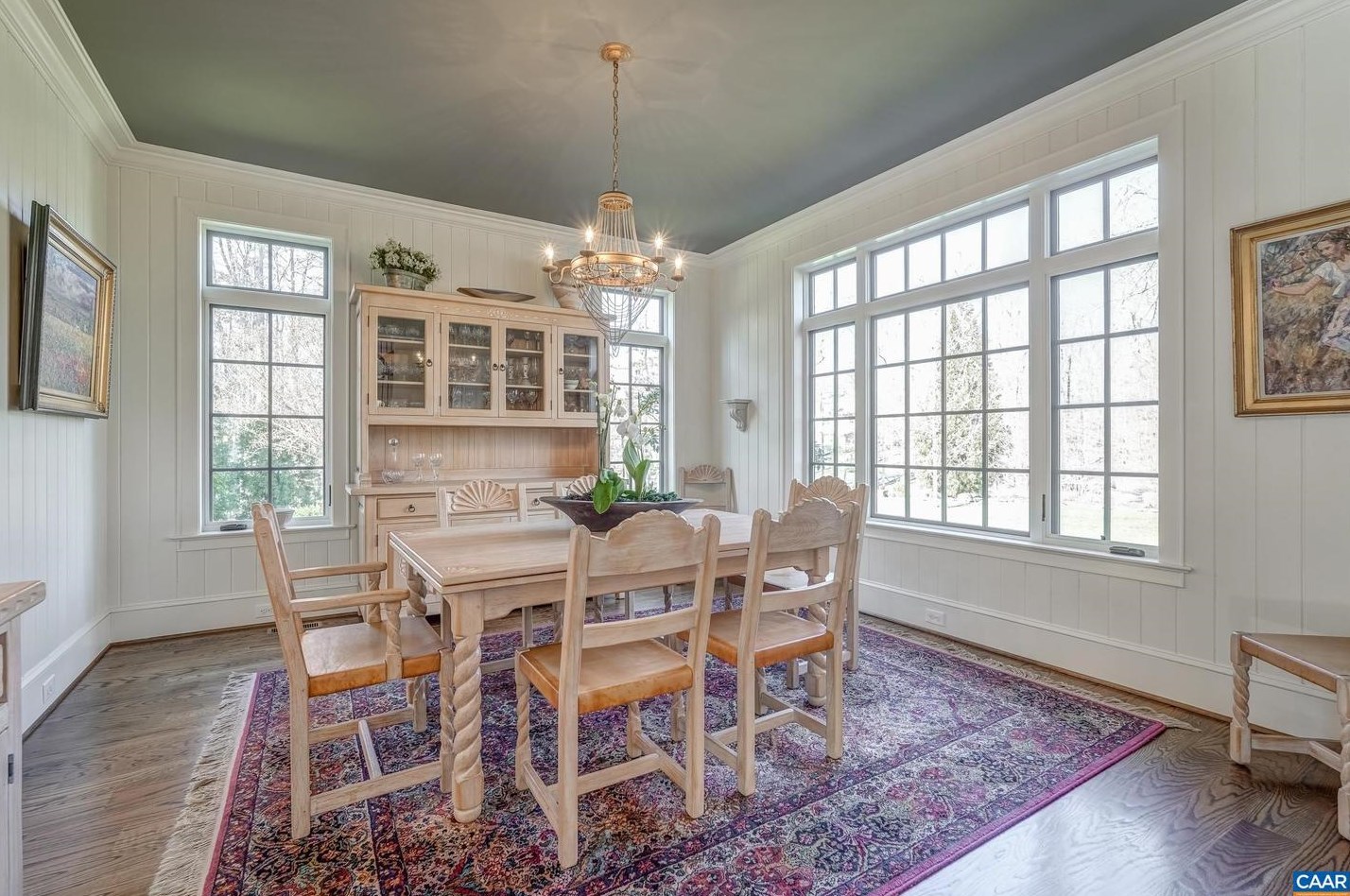 1118 Club Dr, Keswick VA 22947-2613 exterior