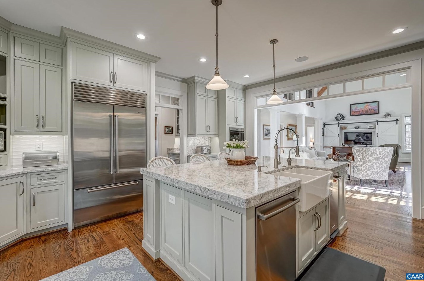 1118 Club Dr, Keswick VA 22947-2613 exterior