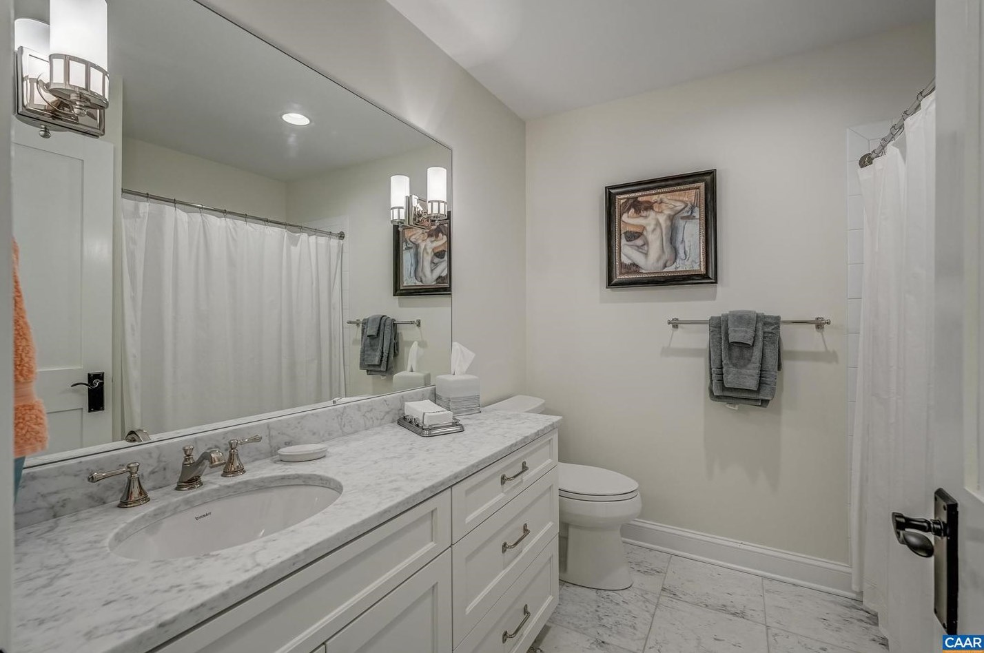 1118 Club Dr, Keswick VA 22947-2613 exterior