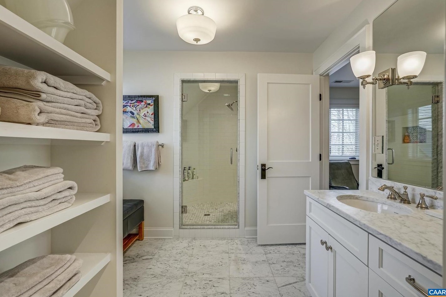 1118 Club Dr, Keswick VA 22947-2613 exterior