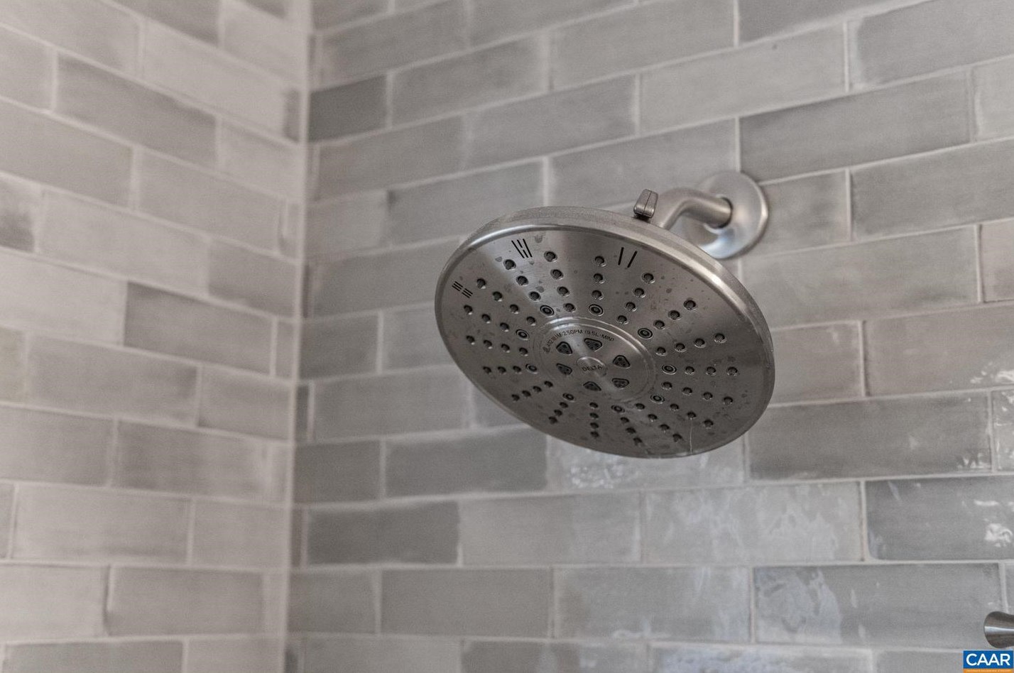 1817 University Cir, Charlottesville VA 22903-1801 exterior