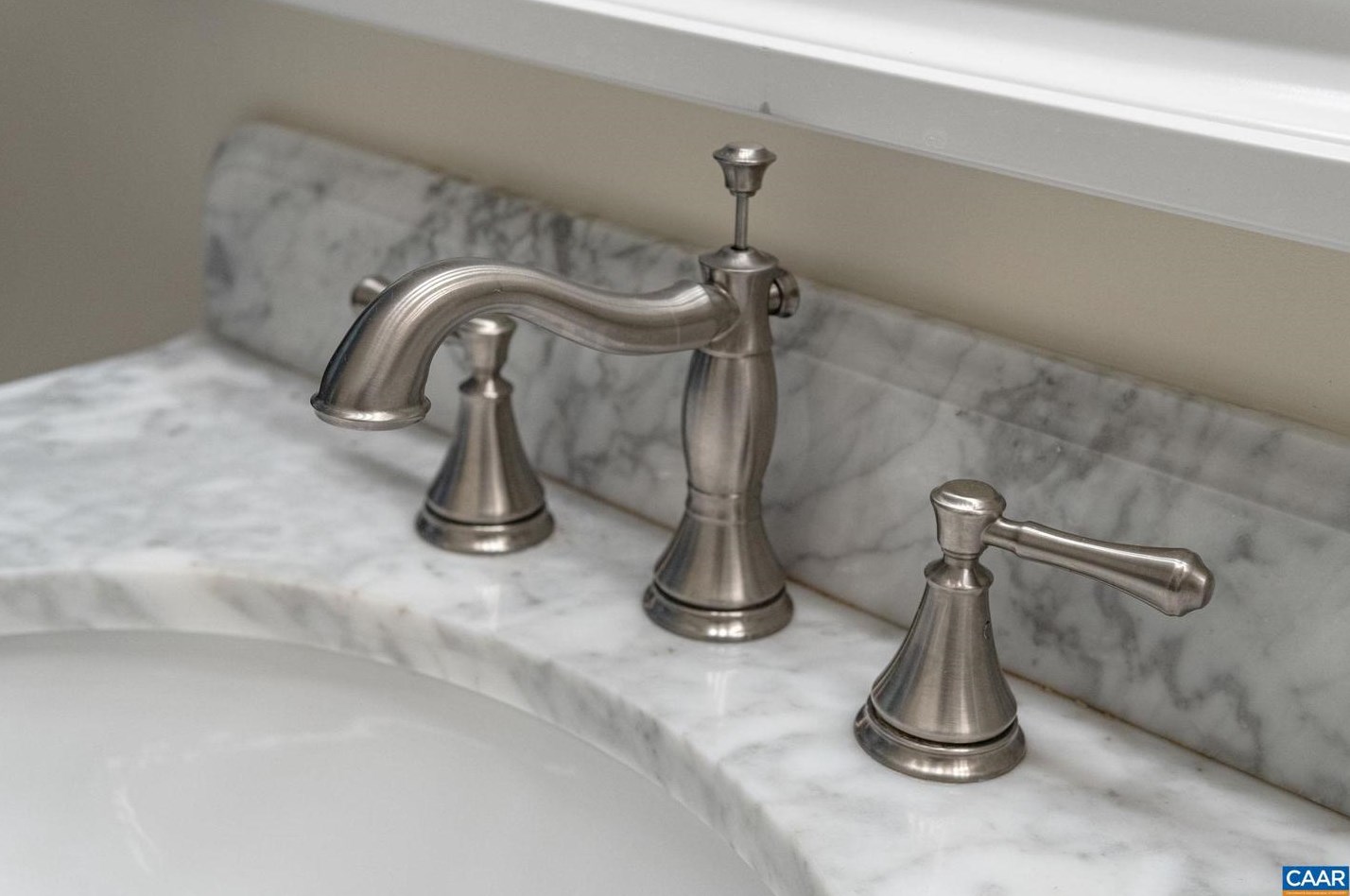 1817 University Cir, Charlottesville VA 22903-1801 exterior