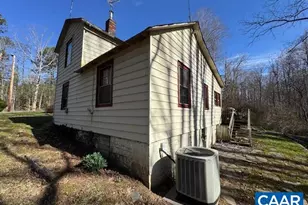 4473 Old Sand Rd, Schuyler, VA 22969 - Photo 9