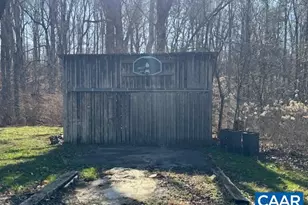 4473 Old Sand Rd, Schuyler, VA 22969 - Photo 11