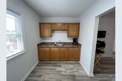 301 SW 7th St #A, Charlottesville, VA 22903 - Photo 9