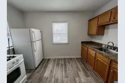 301 SW 7th St #A, Charlottesville, VA 22903 - Photo 5