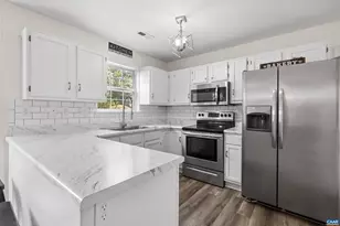 366 St Ivy Ave, Troy, VA 22974 - Photo 23