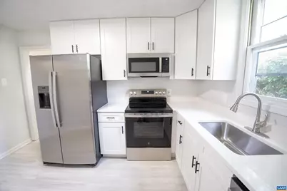 158 Scarborough Pl, Charlottesville, VA 22903 - Photo 1