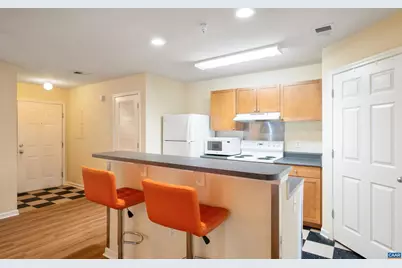 195 Yellowstone Dr #103, Charlottesville, VA 22903 - Photo 9