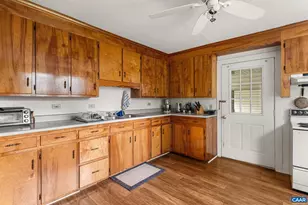 690 Page St, Scottsville, VA 24590 - Photo 57