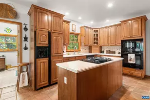 690 Page St, Scottsville, VA 24590 - Photo 21