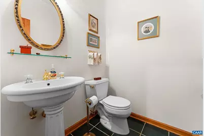 690 Page St, Scottsville, VA 24590 - Photo 13