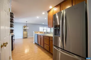 2102 N Lakeshore Dr, Louisa, VA 23093 - Photo 5