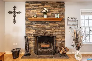 2102 N Lakeshore Dr, Louisa, VA 23093 - Photo 13