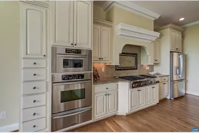 2515 Summit Ridge Trl, Charlottesville, VA 22911 - Photo 17